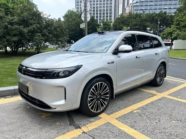 AITO Wenjie AITO M7 2024 1.5T Smart Drive RWD Ultra 6-seater