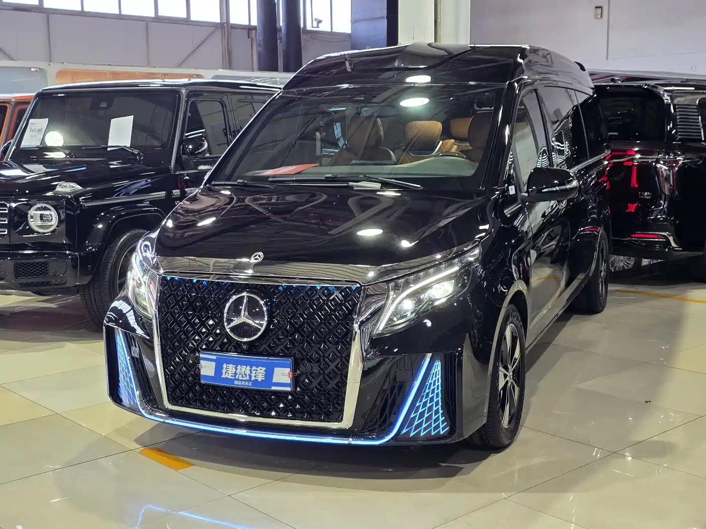 Mercedes-Benz V-Class 2022 V 260 L Long Wheelbase Prestige Edition