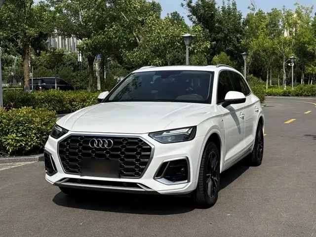 Audi Q5L 2022 40T Fashion Dynamic