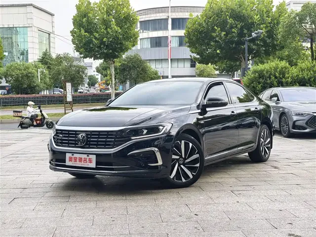 Volkswagen Passat 2023 Facelift 330TSI Elite Edition