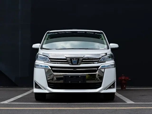 Toyota Vellfire 2021 Crown Hybrid 2.5L HV Premium Edition