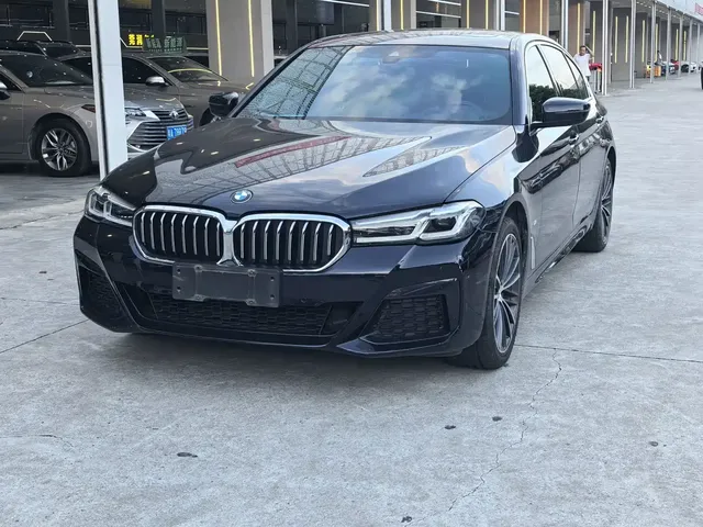 BMW 5 Series 2022 Facelift 530Li Leading M Sport Package