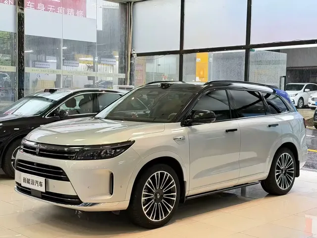 AITO Wenjie AITO M7 2024 1.5T Smart AWD Max Edition 5-Seater