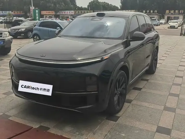 Li Auto Li L8 2023 Pro