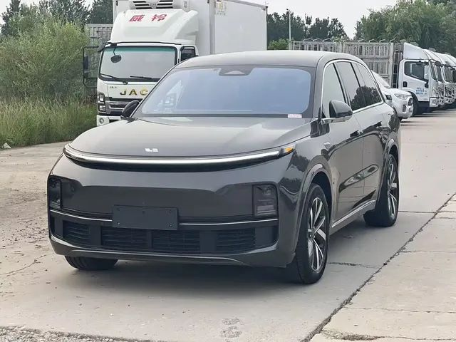 Li Auto Li L8 2023 Pro