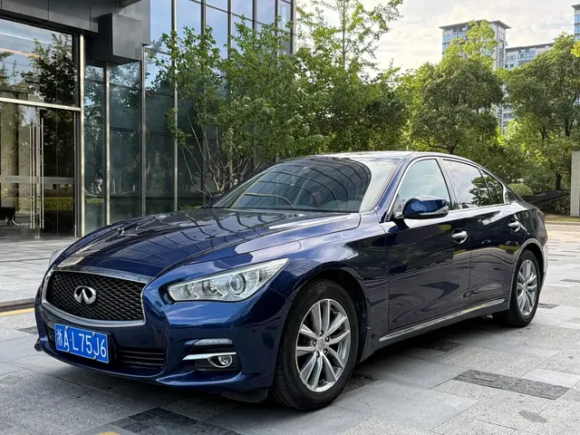 Infiniti Q50L 2016 Model 2.0T Comfort Edition