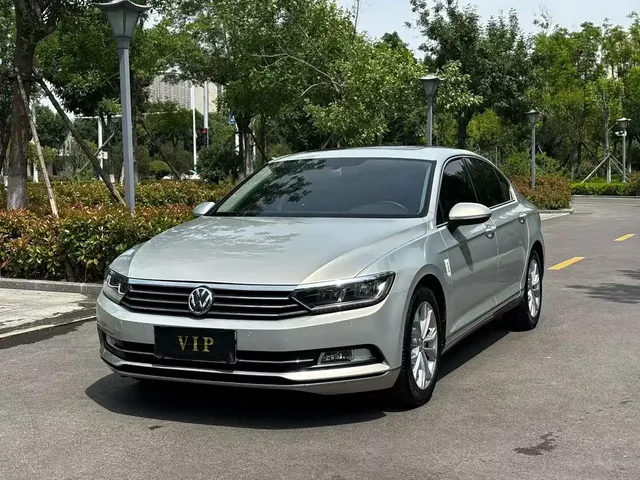 Volkswagen Magotan 2018 Facelift 330TSI DSG Luxury