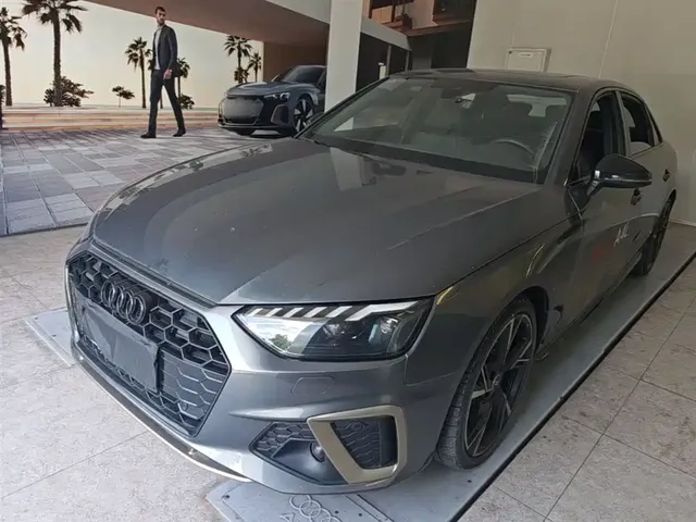 Audi A4L 2024 40 TFSI quattro RS Kit Speed Edition