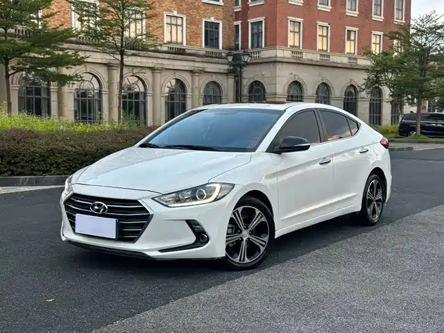Hyundai Elantra 2018 1.4T DCT Dynamic·Vitality Model