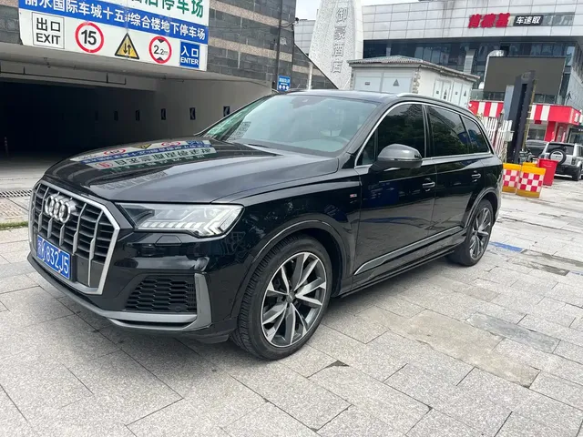 Audi Q7 2020 55 TFSI quattro S line Sport