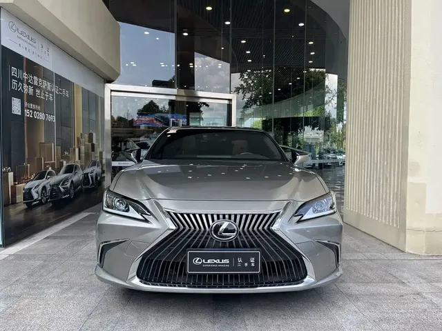Lexus ES 2020 200 Excellence