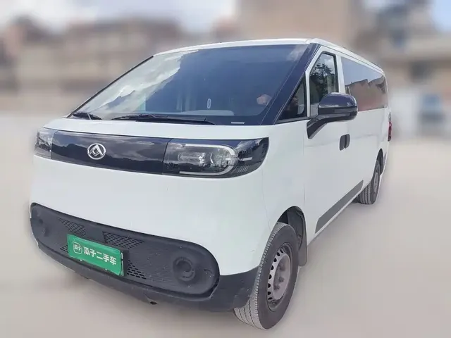 SAIC Maxus Dana V1 2025 Model V1+ Long Wheelbase Low Roof Multi-purpose Version (62kWh)
