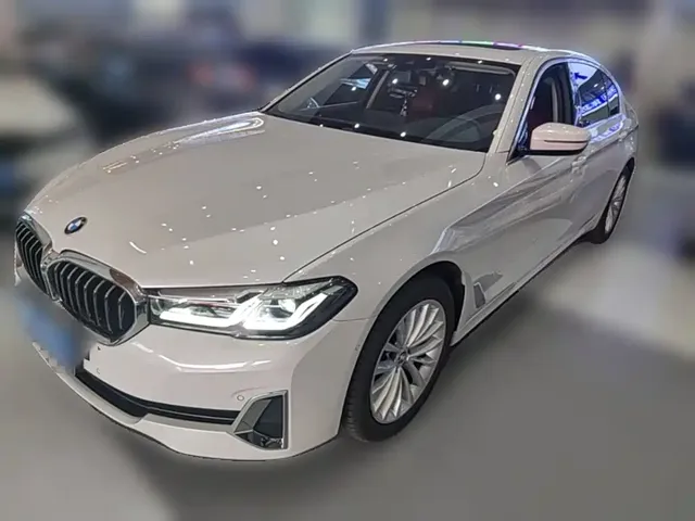 BMW 5 Series 2021 525Li Luxury Package