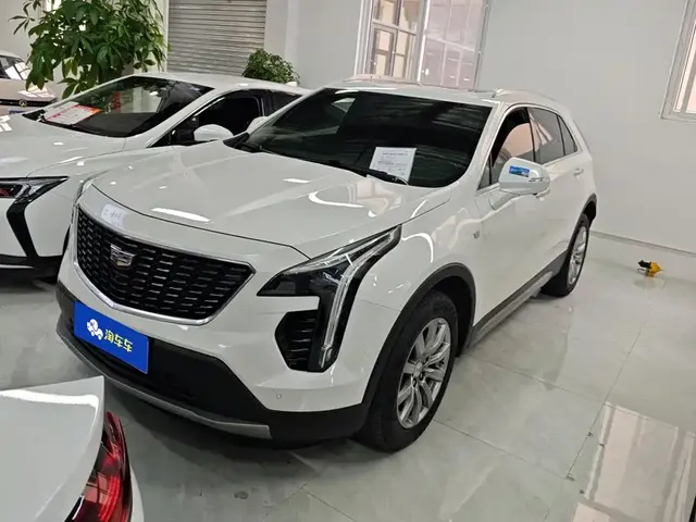 Cadillac XT4 2020 Facelift 28T 2WD Leading