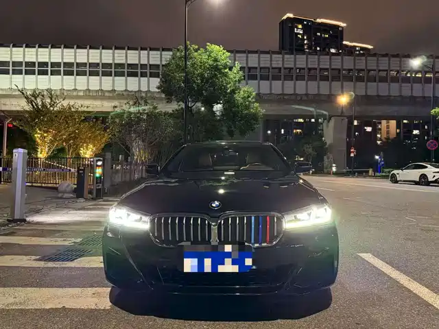 BMW 5 Series 2021 525Li M Sport Package