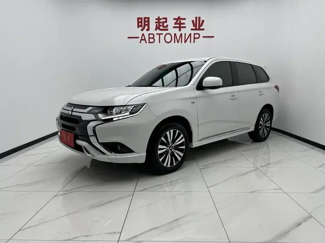 Mitsubishi Outlander 2021 Facelift 2.0L 2WD Comfort Edition 5-Seater