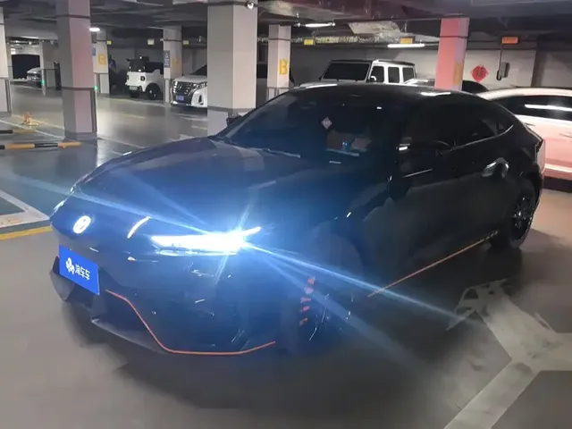 Changan UNI-V 2025 2.0T Sport Version