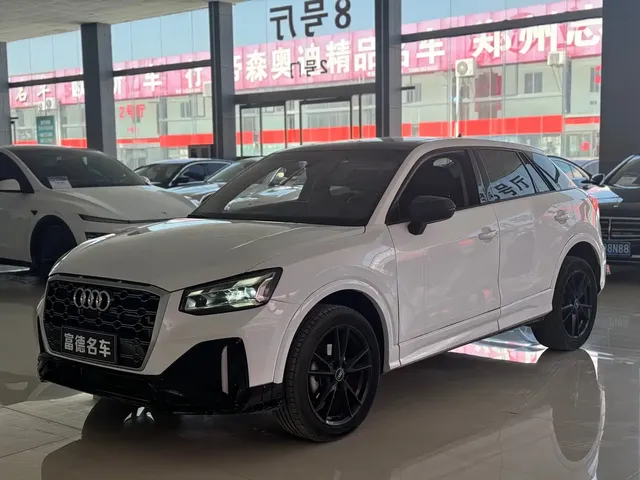 Audi Q2L 2022 35 TFSI Fashion Dynamic