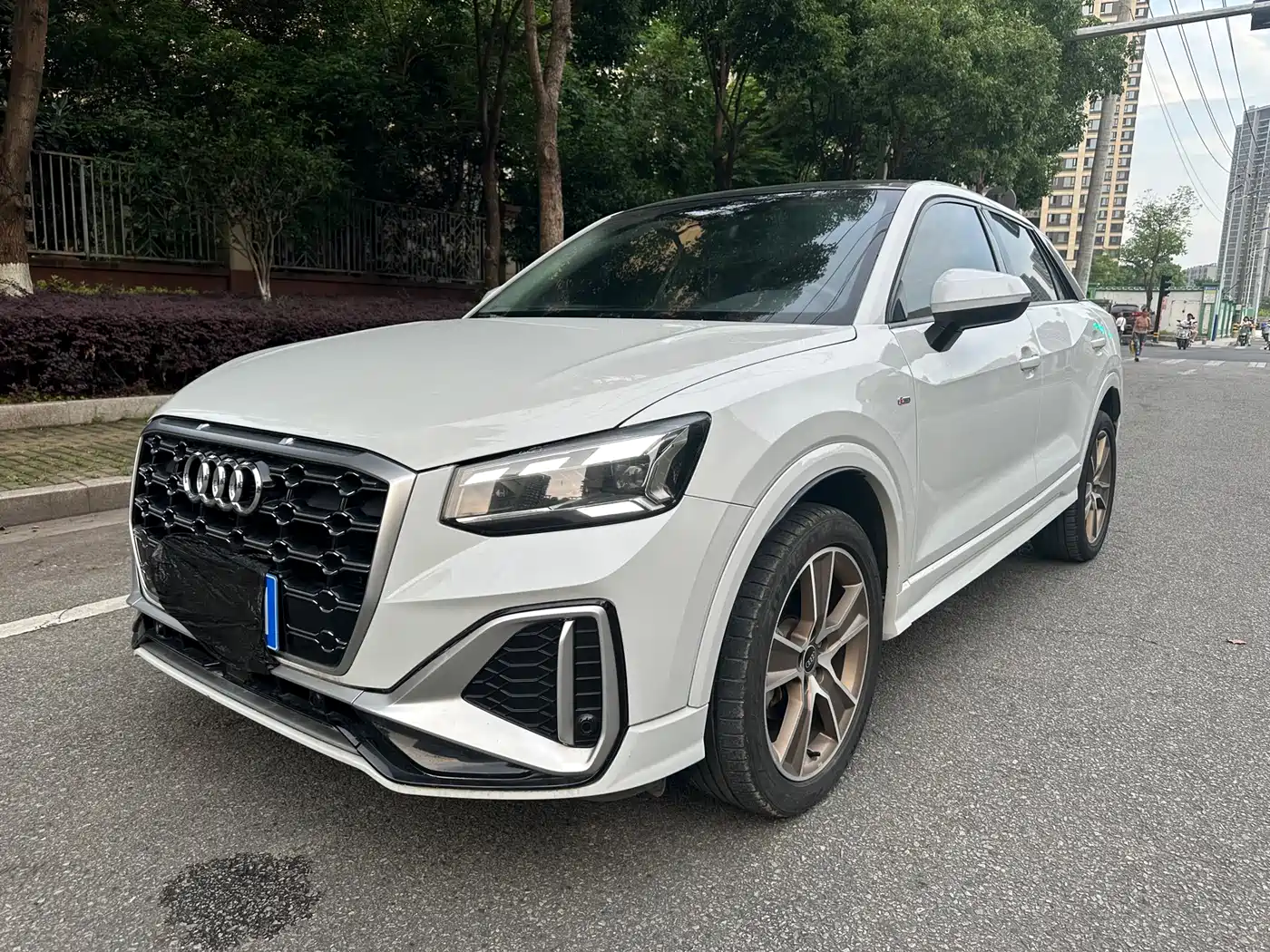 Audi Q2L 2022 35 TFSI Fashion Elegance
