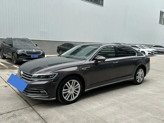 Volkswagen Phideon 2018 Facelift 380TSI FWD Flagship