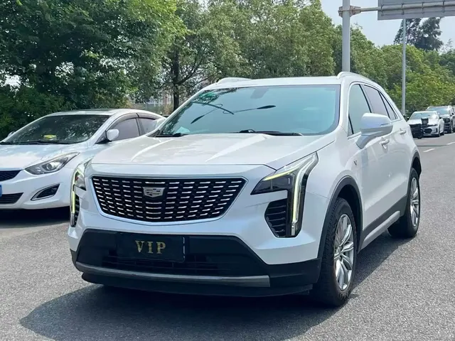 Cadillac XT4 2020 Facelift 28T 2WD Leading