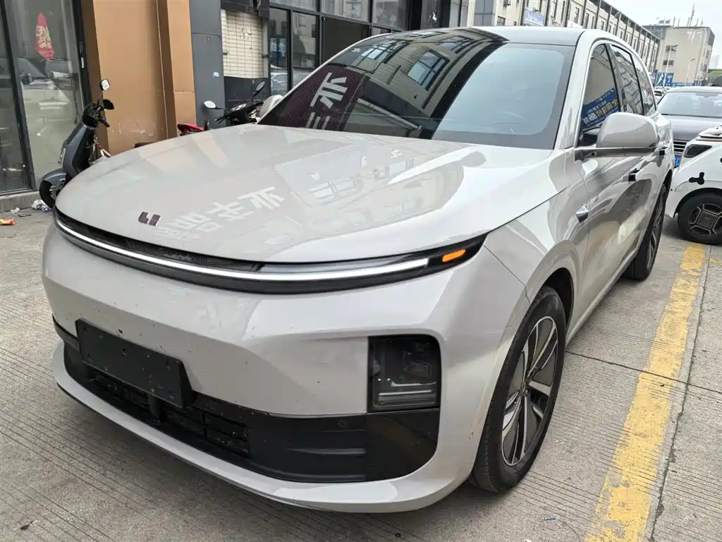 Li Auto L6 2024 Pro