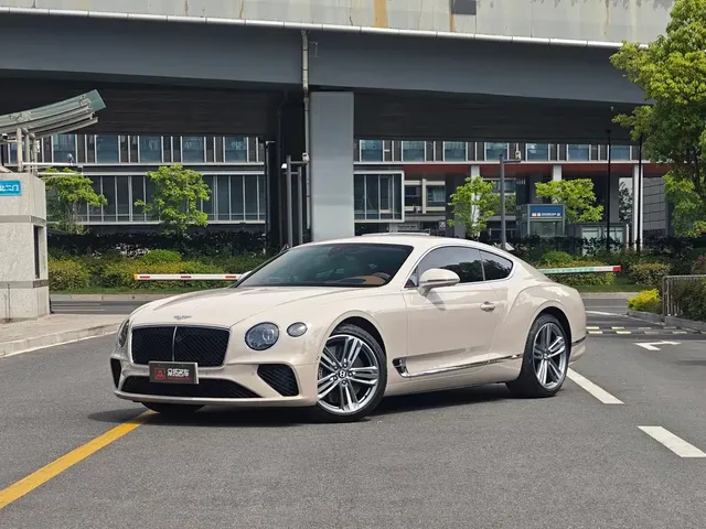 Bentley Continental 2024 4.0T GT V8