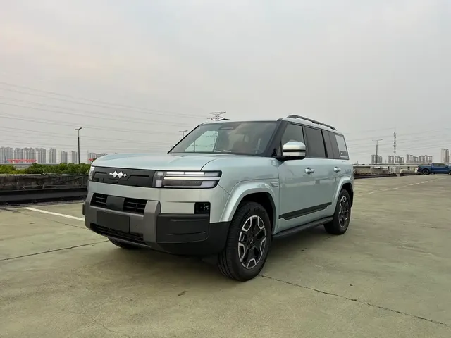 Fang Cheng Bao Titanium 7 2025 2WD Base Model