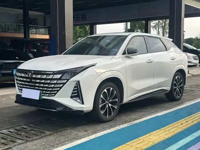 Changan UNI-Z New Energy 2024 Blue Whale iDD 125km Surpassing Edition