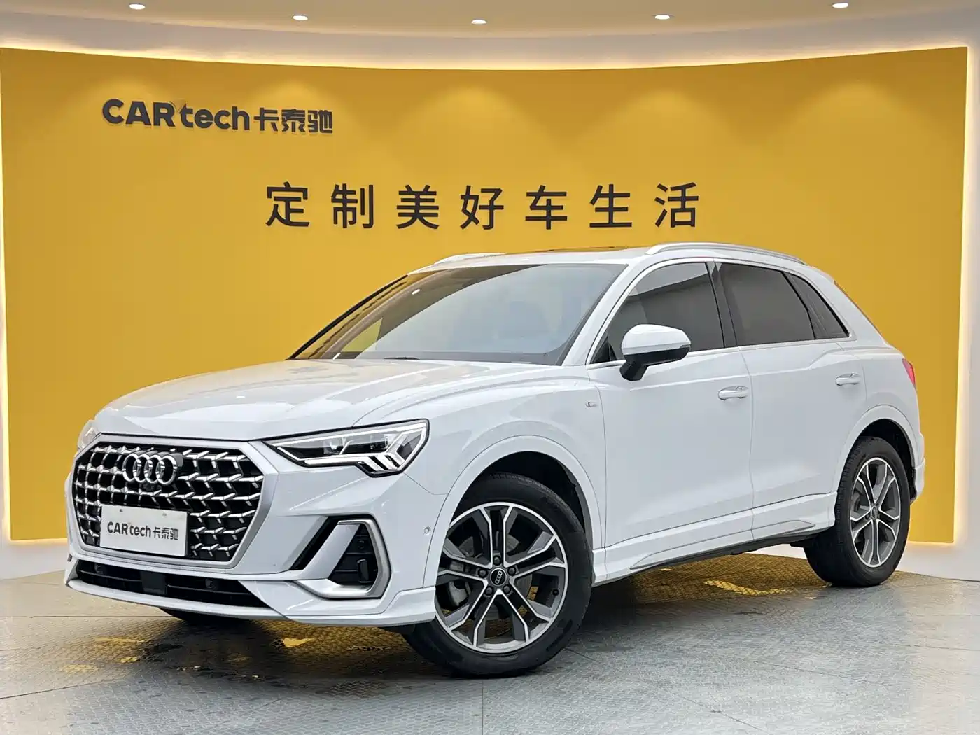 Audi Q3 2024 40 TFSI Fashion Sport