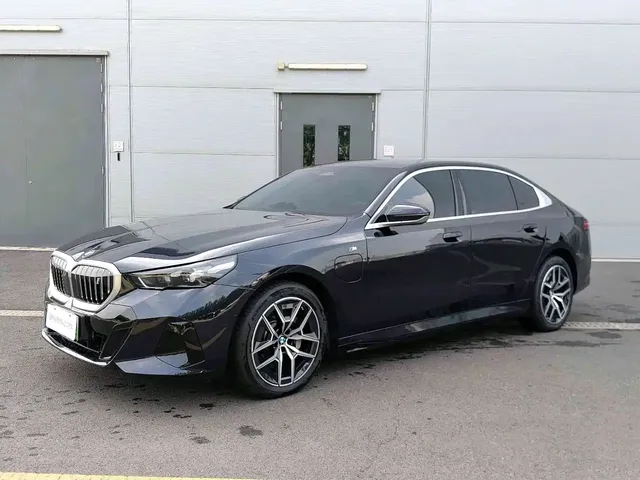 BMW i5 2025 eDrive 35L M Sport Package