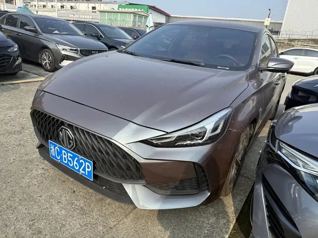 MG 5 2021 Facelift 180DVVT CVT Youth Luxury Edition