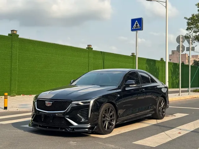 Cadillac CT4 2021 28T Premium Edition