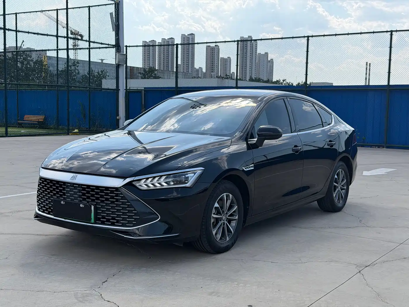 BYD Qin PLUS 2024 Glory Edition DM-i 55KM Leading