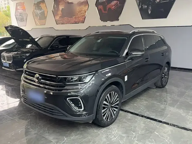 Volkswagen Talagon 2023 330TSI Luxury Touring Edition
