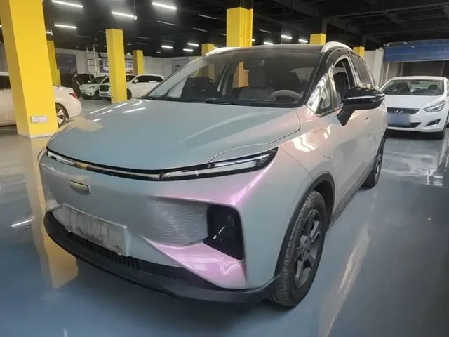 Geely Geometry E Firefly 2023 401KM Linglong Tiger 5-Seater