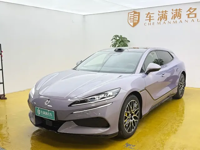 Denza Z9GT 2026 Model Flash Charge Honor Edition