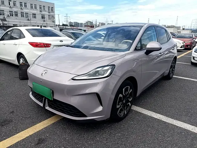 MG 4 EV 2025 Base Model