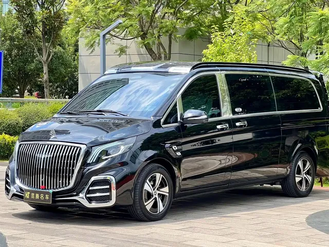 Mercedes-Benz Vito 2024 2.0T Business 7-Seater