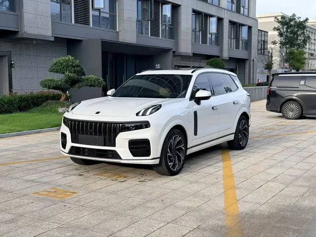 Lynk & Co 09 EM-P 2021 2.0T PHEV Halo 6-seater