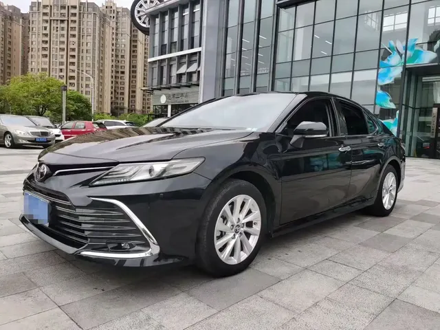 Toyota Camry 2023 2.0G Luxury Edition