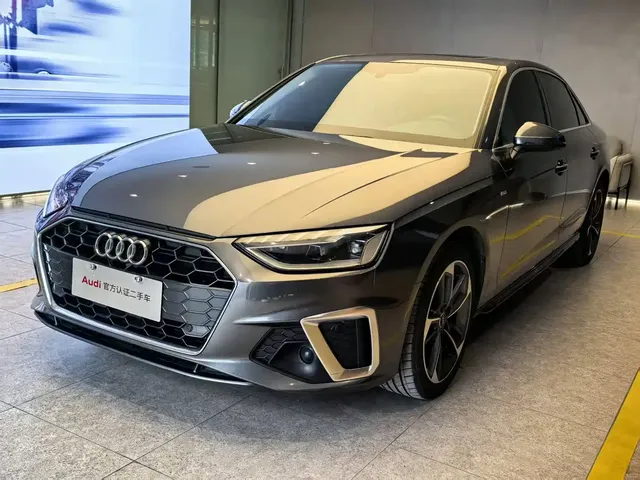 Audi A4L 2022 40 TFSI Fashion Dynamic