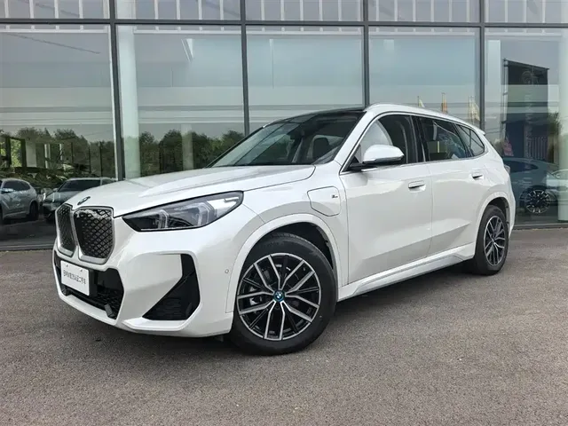 BMW iX1 2025 eDrive25L M Sport Package
