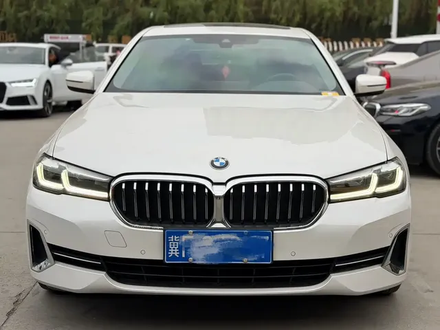 BMW 5 Series 2022 Model Second Facelift 525Li Luxury Package