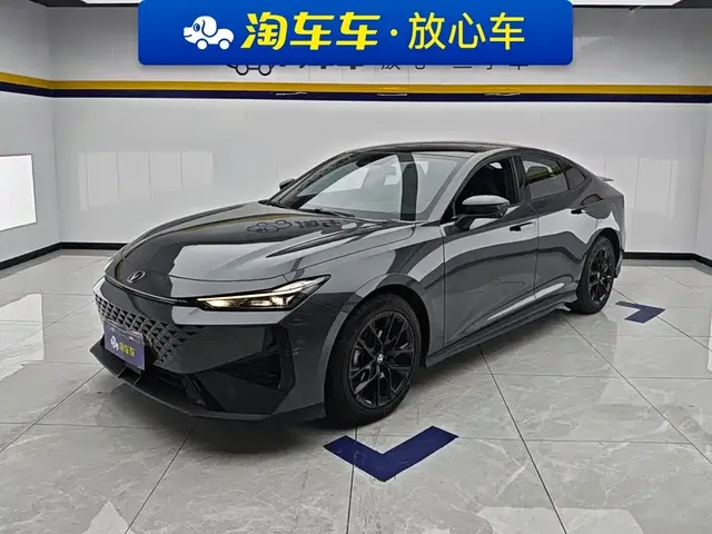 Changan UNI-V 2024 1.5T Deluxe