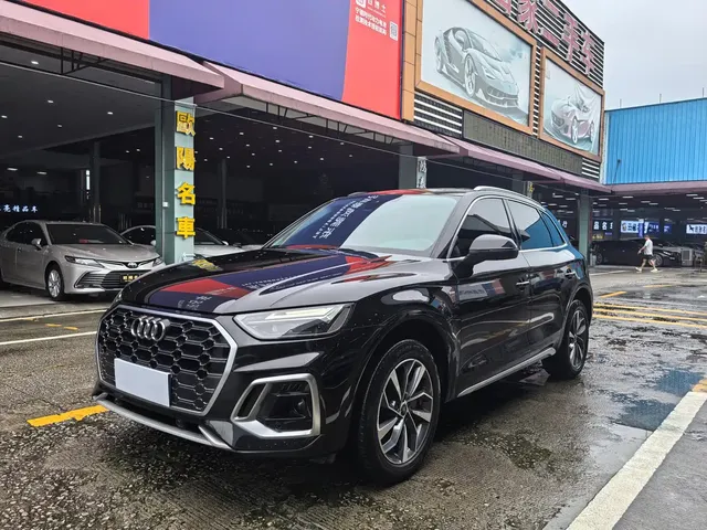 Audi Q5L 2022 40T Fashion Dynamic