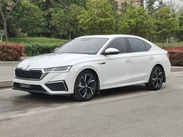 Škoda Octavia 2022 PRO TSI280 Premium Edition
