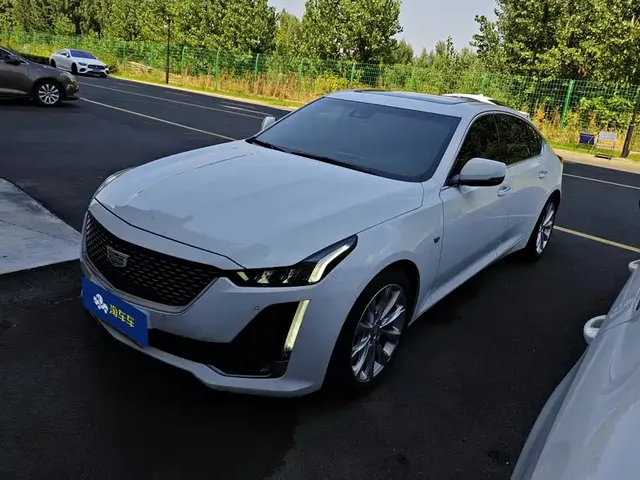 Cadillac CT5 2022 28T Luxury (Standard)
