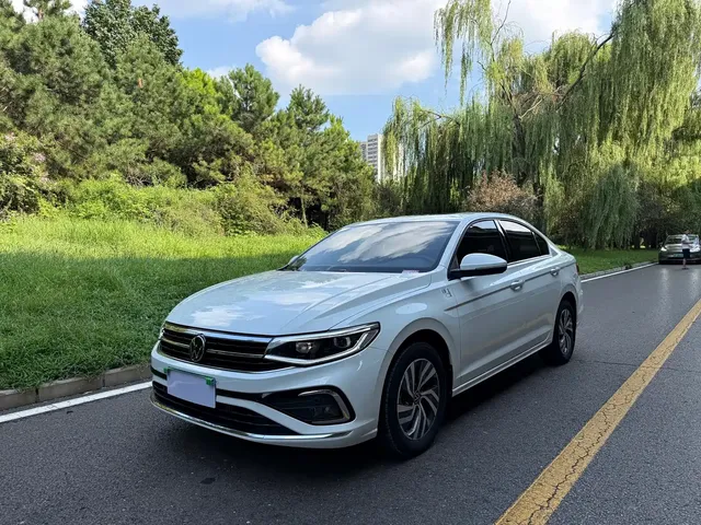 Volkswagen Bora 2024 280TSI DSG Comfort Ride Edition
