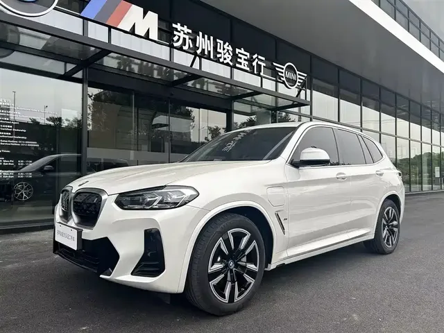 BMW iX3 2022 Facelift Leading Model